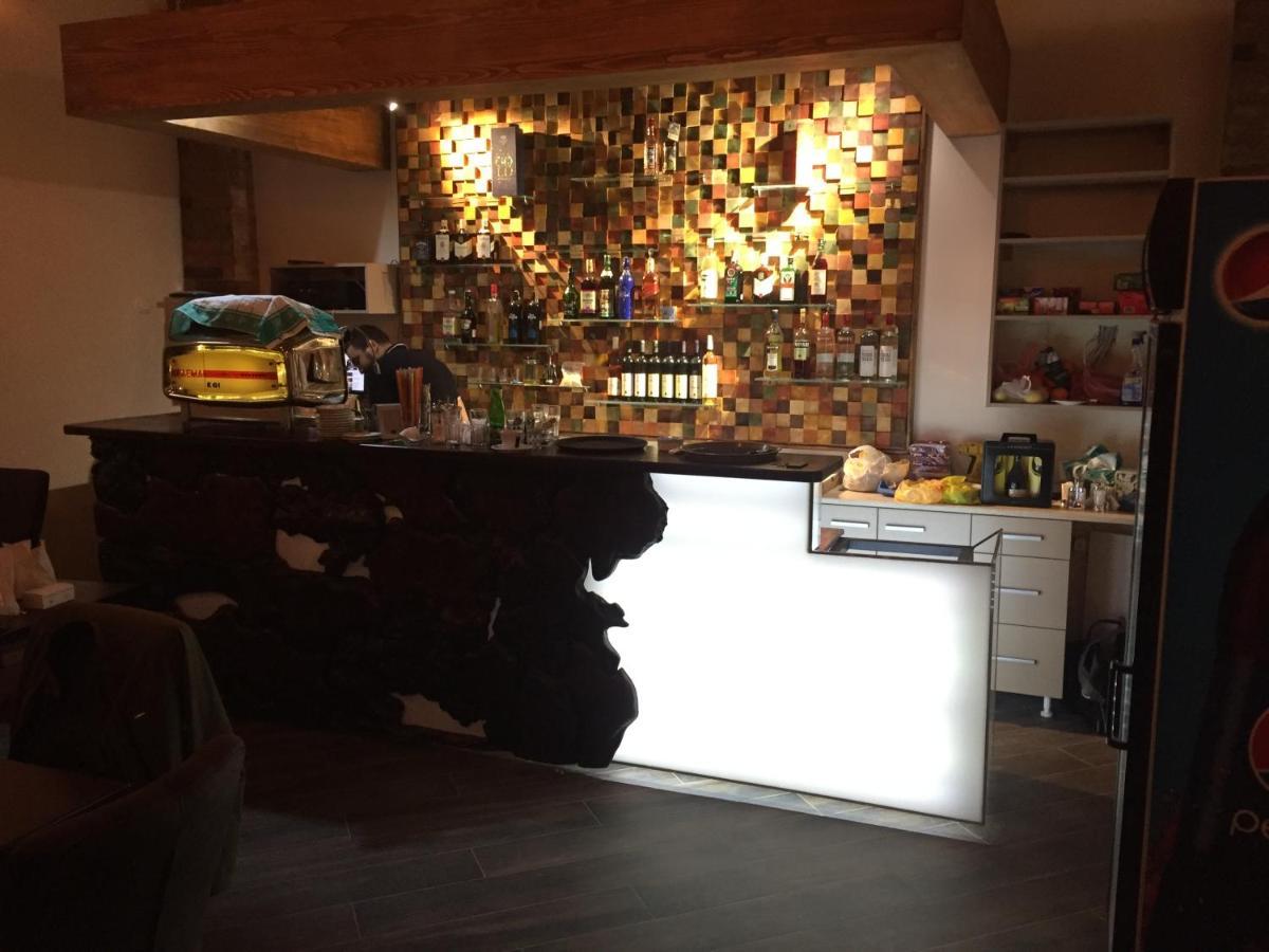 Tabacco Rooms Obrenovac  エクステリア 写真