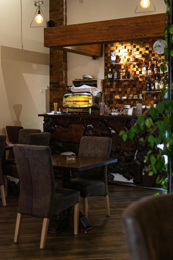 Tabacco Rooms Obrenovac  エクステリア 写真