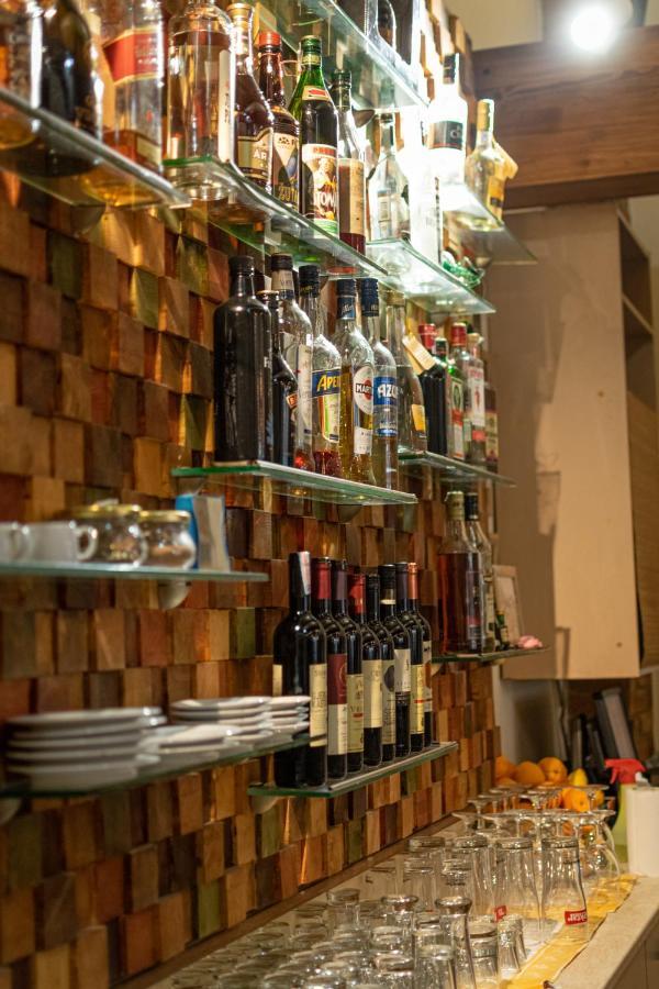 Tabacco Rooms Obrenovac  エクステリア 写真
