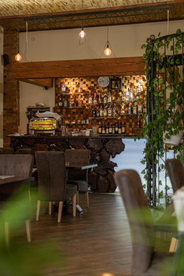 Tabacco Rooms Obrenovac  エクステリア 写真