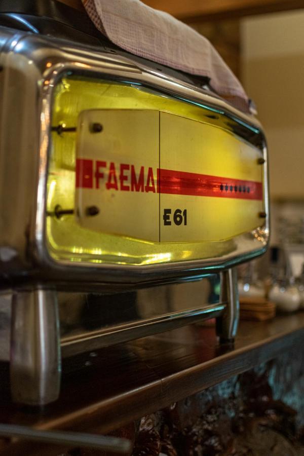 Tabacco Rooms Obrenovac  エクステリア 写真
