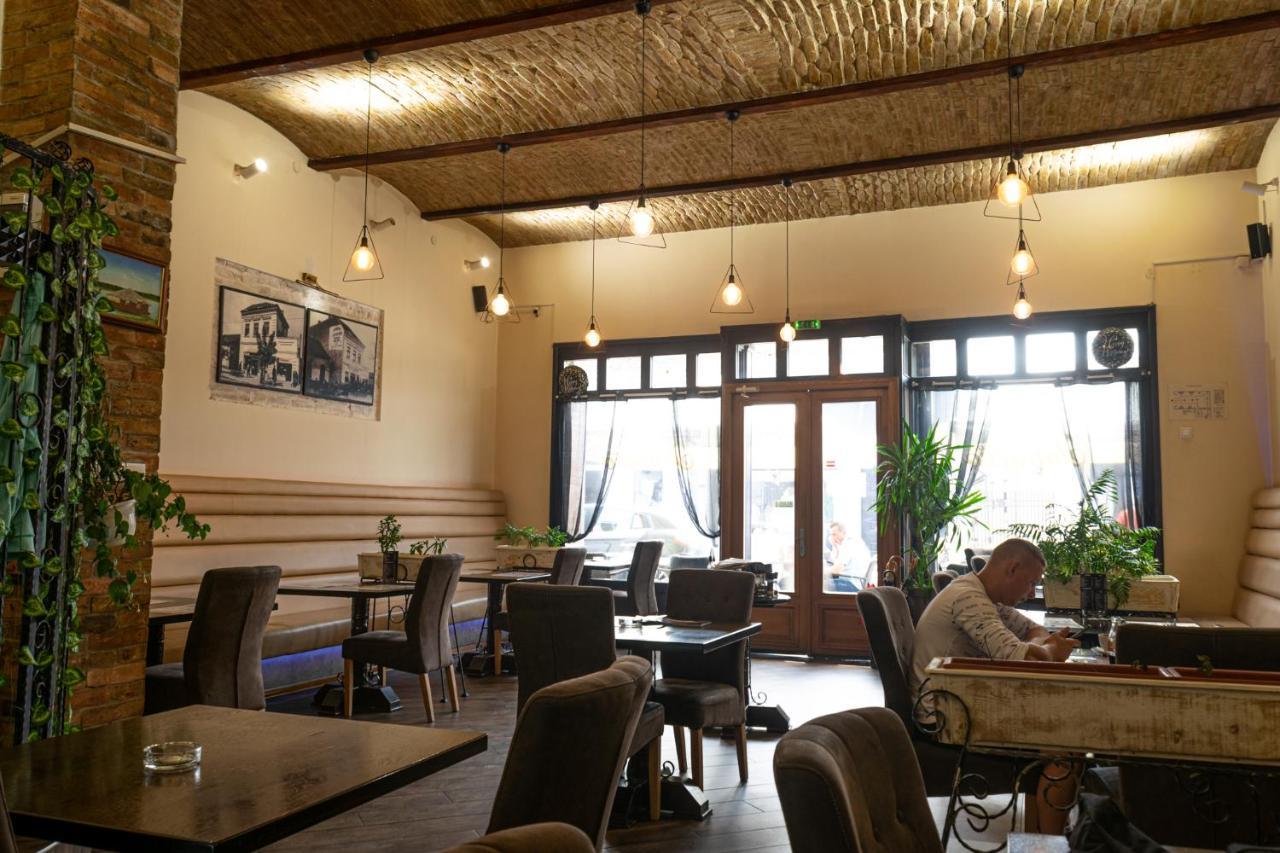 Tabacco Rooms Obrenovac  エクステリア 写真